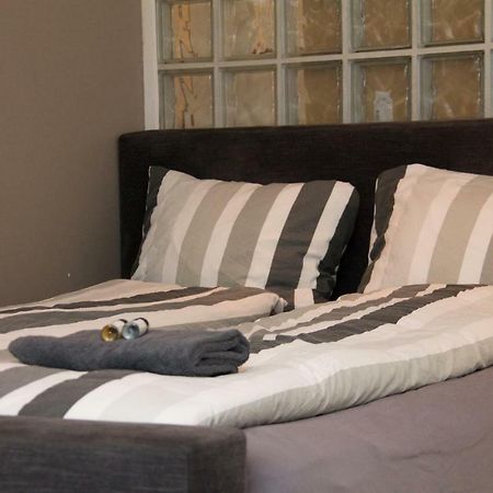 Tussen Gracht En Sintjan Apartment 's-Hertogenbosch  ภายนอก รูปภาพ